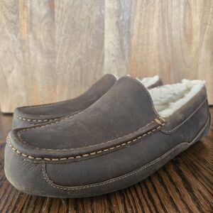 UGG Ascot (Mens) 11